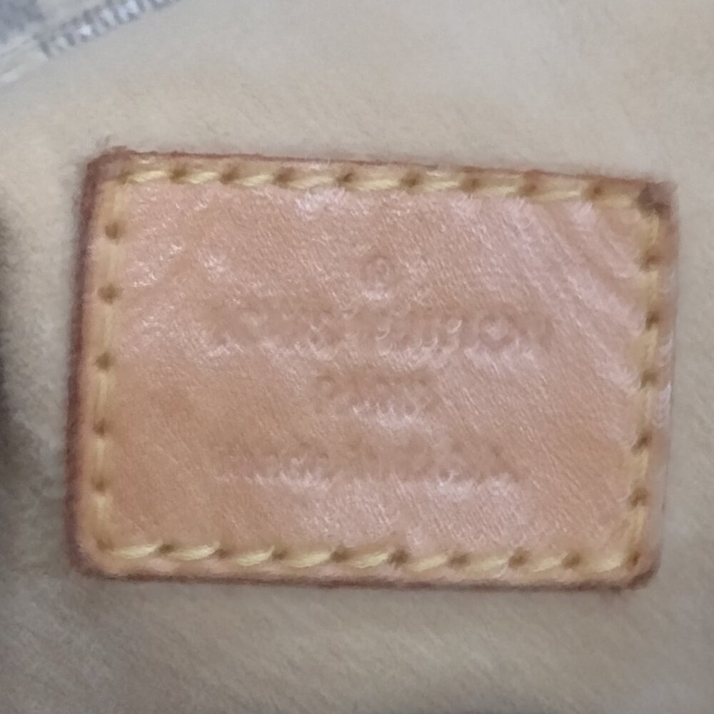 ๐ฏ% Authentic XXL Louis Vuitton Artsy GM Azur - Picture 5 of 15